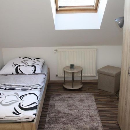 Ferienwohnung Kempf Mandelbachtal Ommersheim Eksteriør bilde